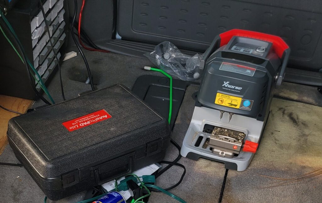 Key cutting machine and programmer in St. Johns, FL